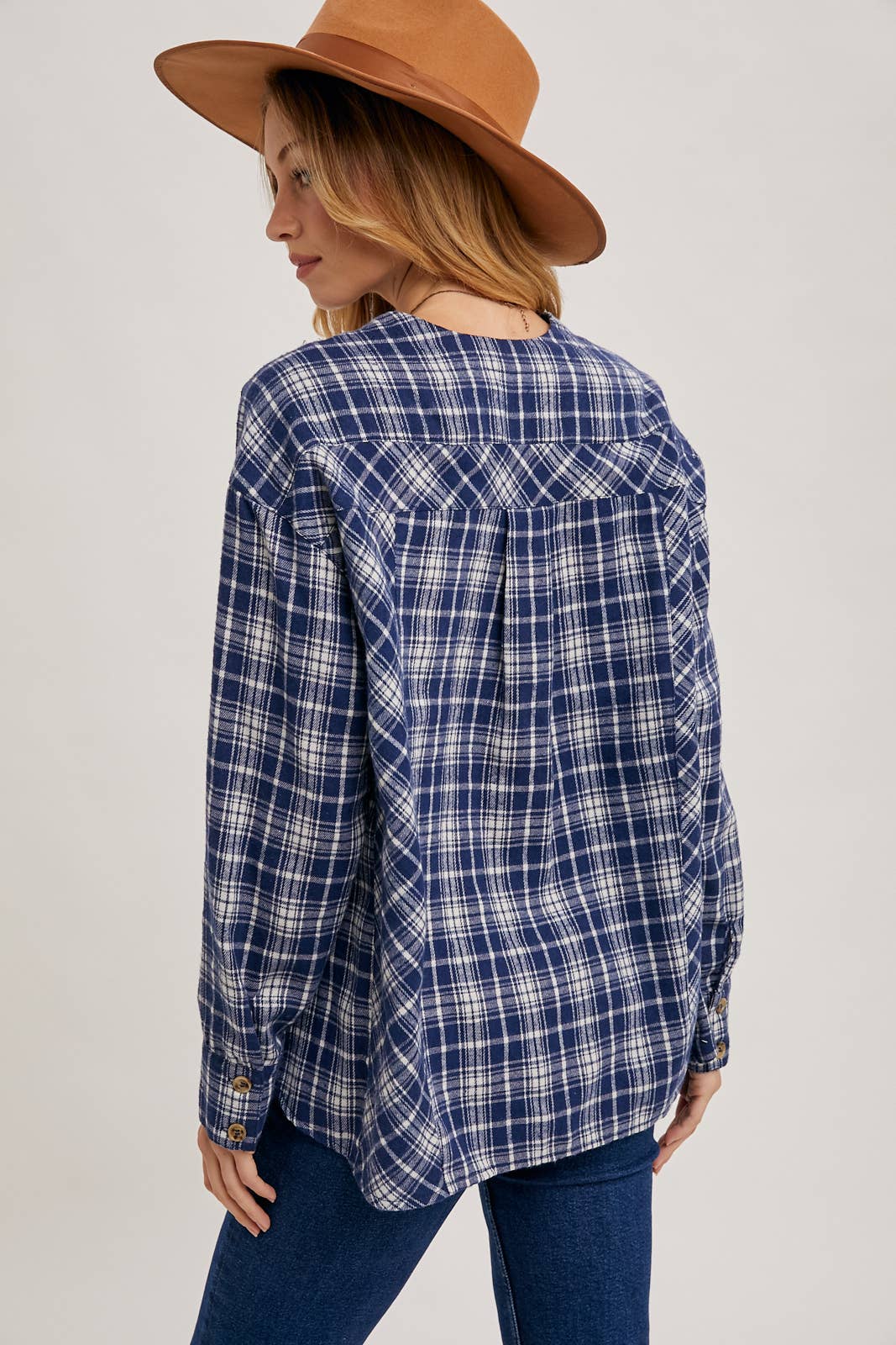 OVERSIZED PLAID BUTTON FRONT V-NECK SHIRT WITH POCKETS
