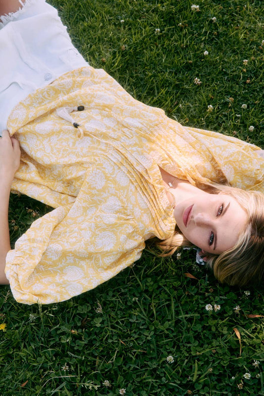 Walking on Sunshine Peasant Top-Lemon Yellow/White