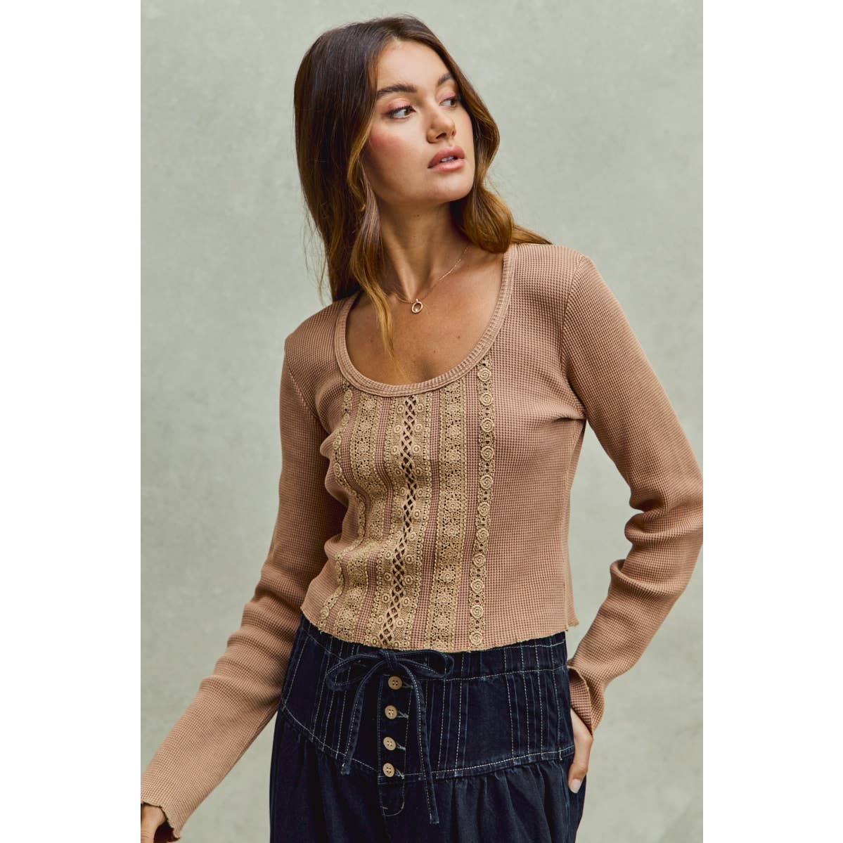 VINTAGE WASHED LACE CROP THERMAL WASHED KNIT TOP