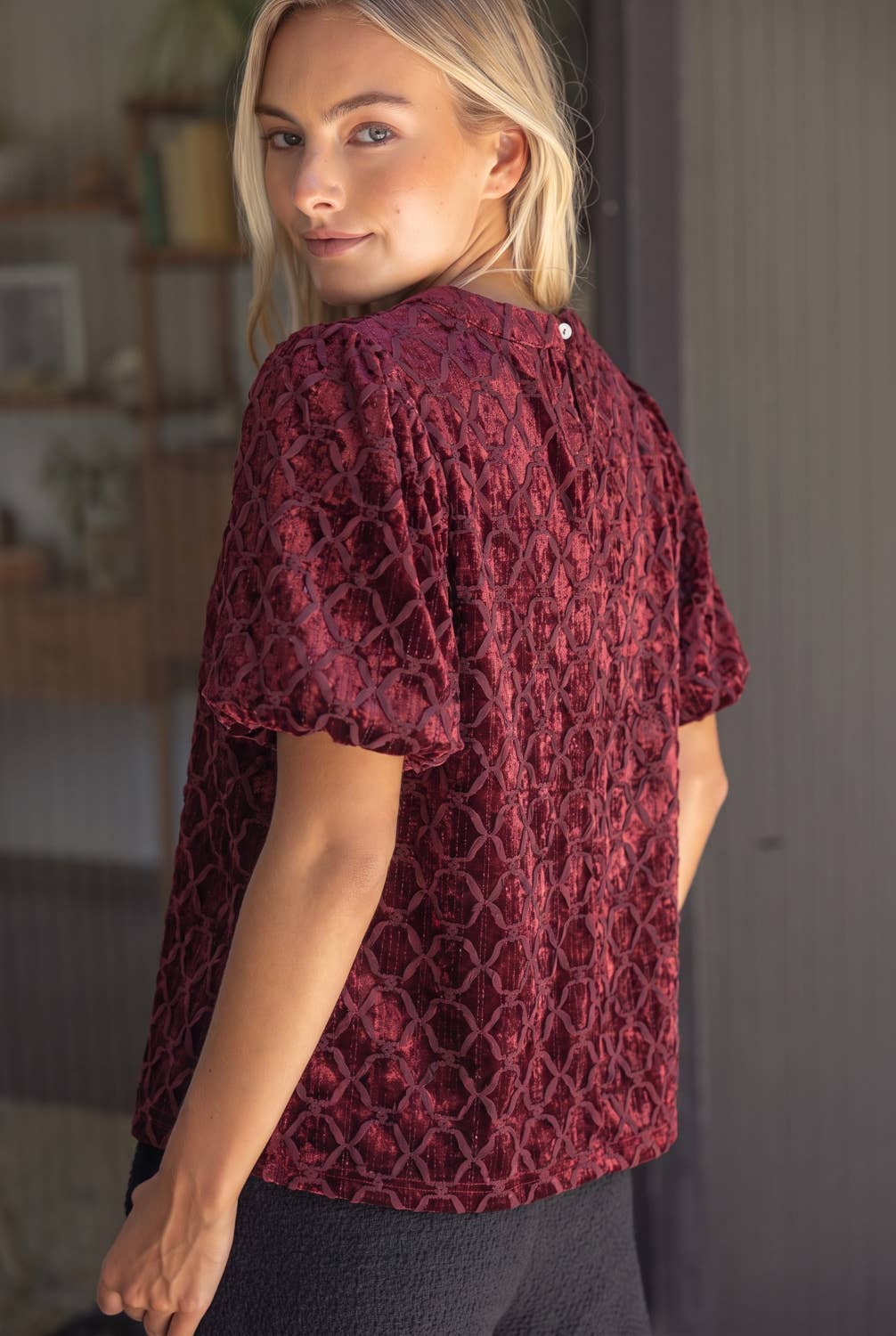 37096 Trellis Trimmed Crushed Velvet Bubble Sleeve Top