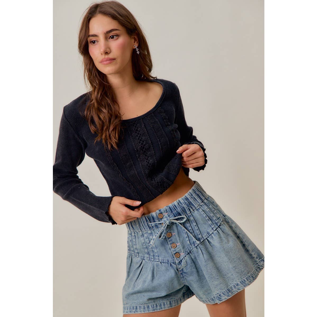 VINTAGE WASHED LACE CROP THERMAL WASHED KNIT TOP
