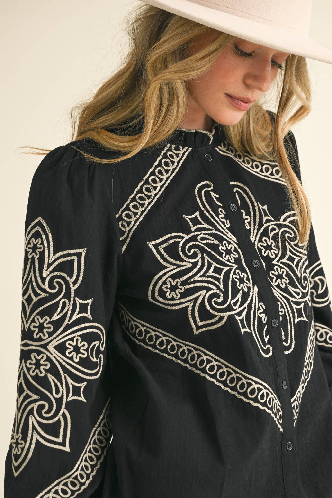 EMBROIDERED MOCK NECK BUTTON UP TOP MTP3336
