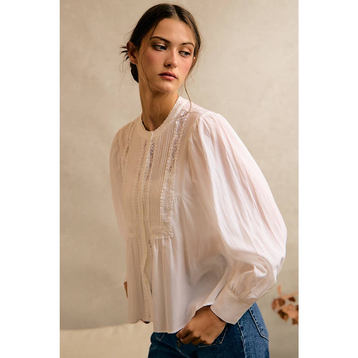 PLEATED LACE TRIM BUTTON-UP BLOUSE