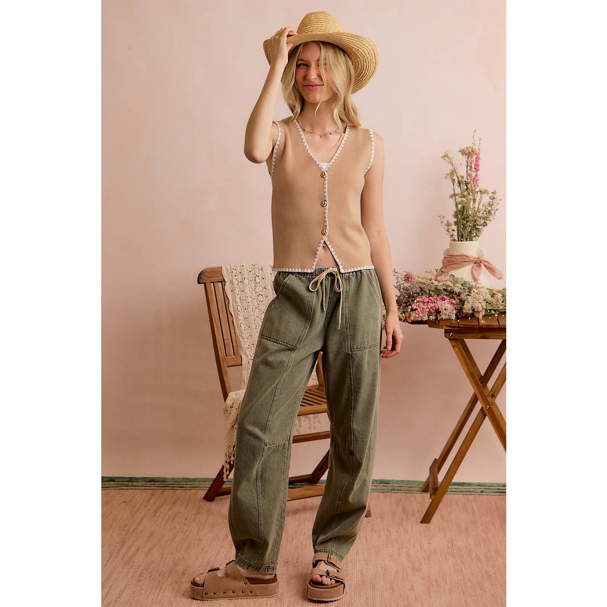 MID RISE WAIST DRAWSTRING BARREL JEANS PANTS