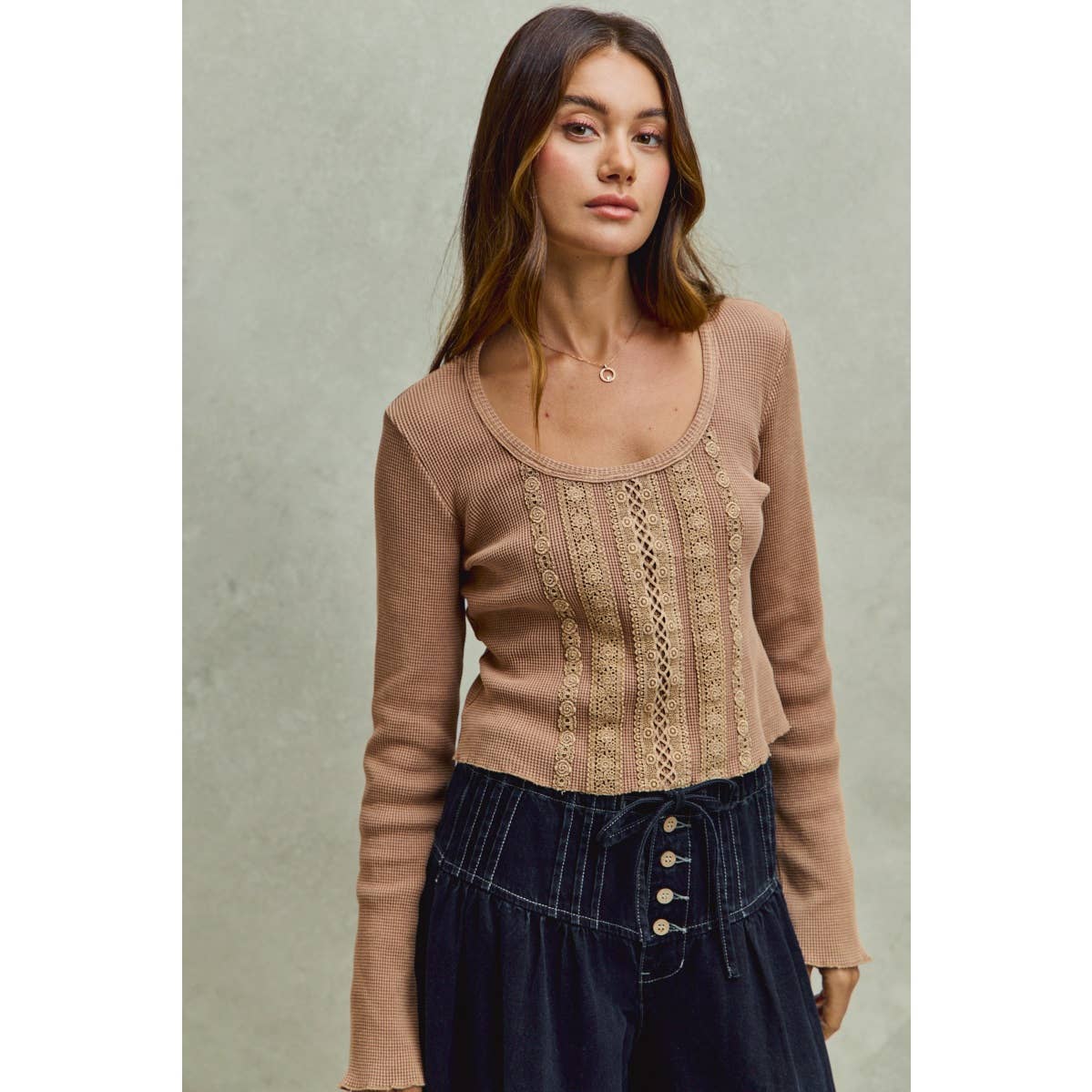 VINTAGE WASHED LACE CROP THERMAL WASHED KNIT TOP