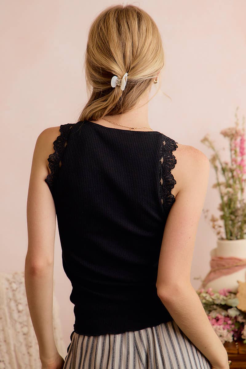 LACE RIBBED SLEEVELESS HALTER TOP