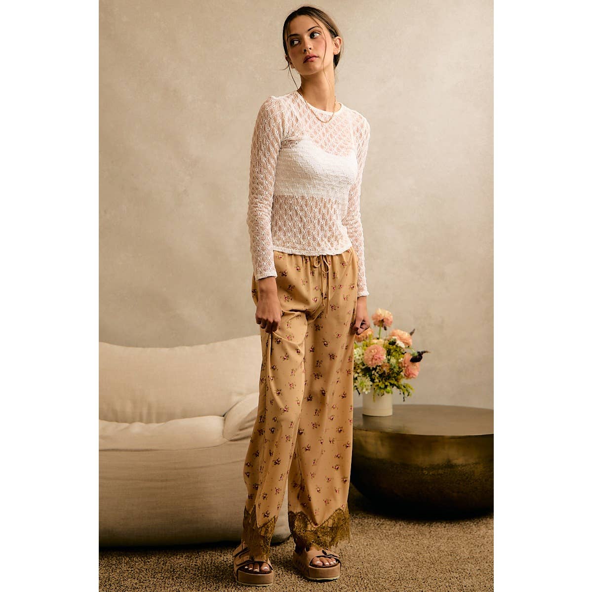 ROMANTIC FLORAL STRETCH LACE LONG SLEEVE TOP