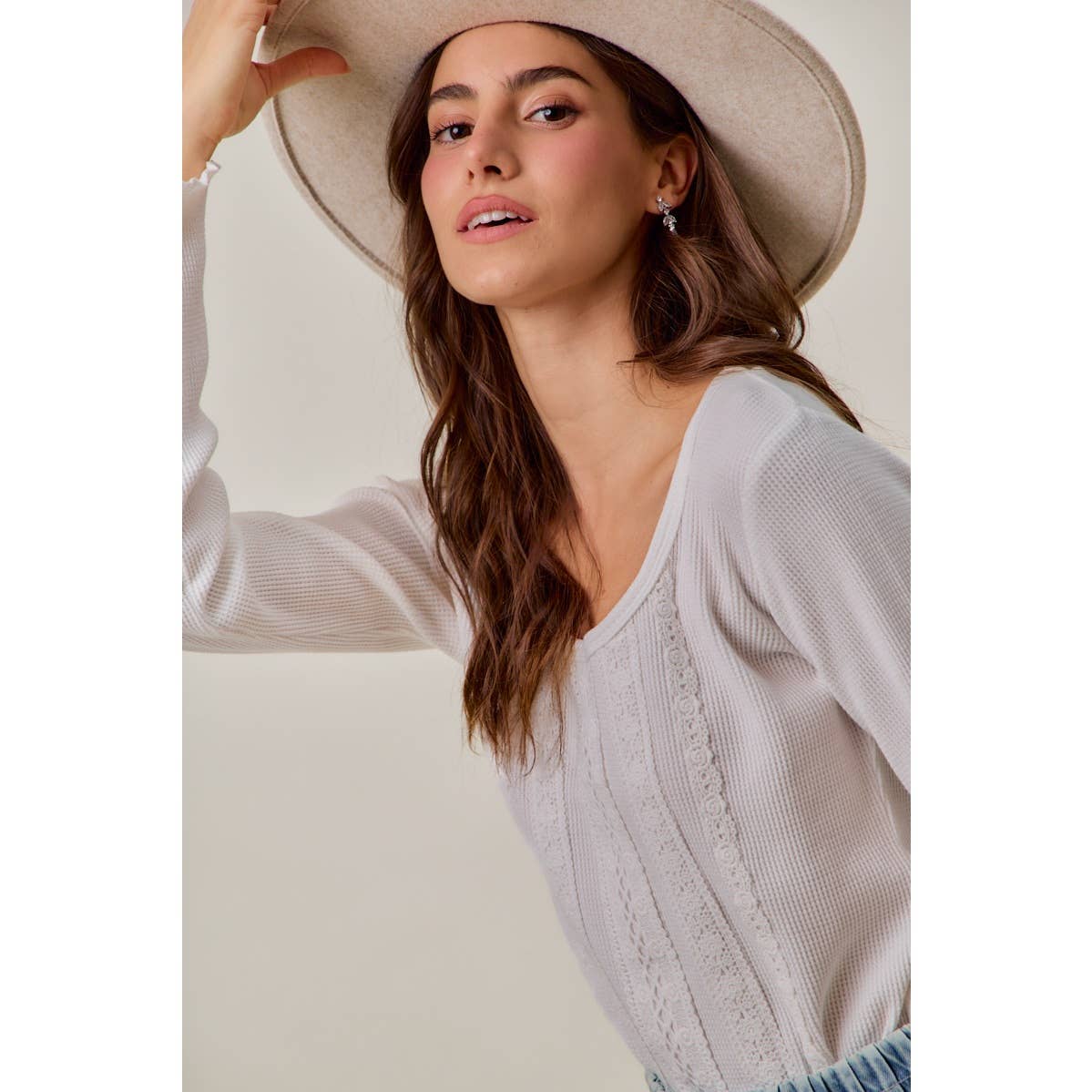 VINTAGE WASHED LACE CROP THERMAL WASHED KNIT TOP
