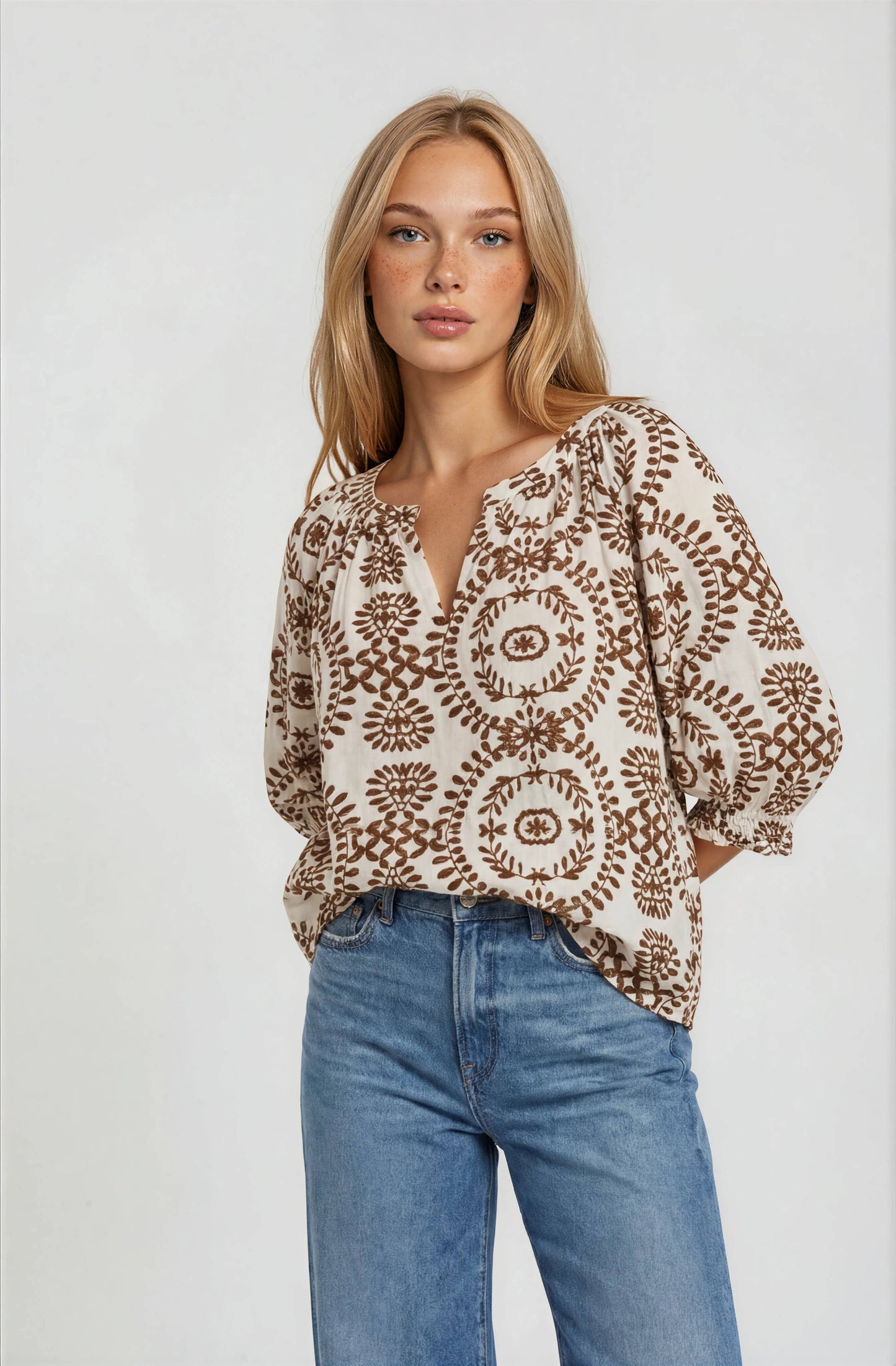 SHORT SLEEVE PRINTED BLOUSE-BROWN MULTI