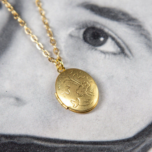 Vintage Medium Oval Locket Necklace (Floral)