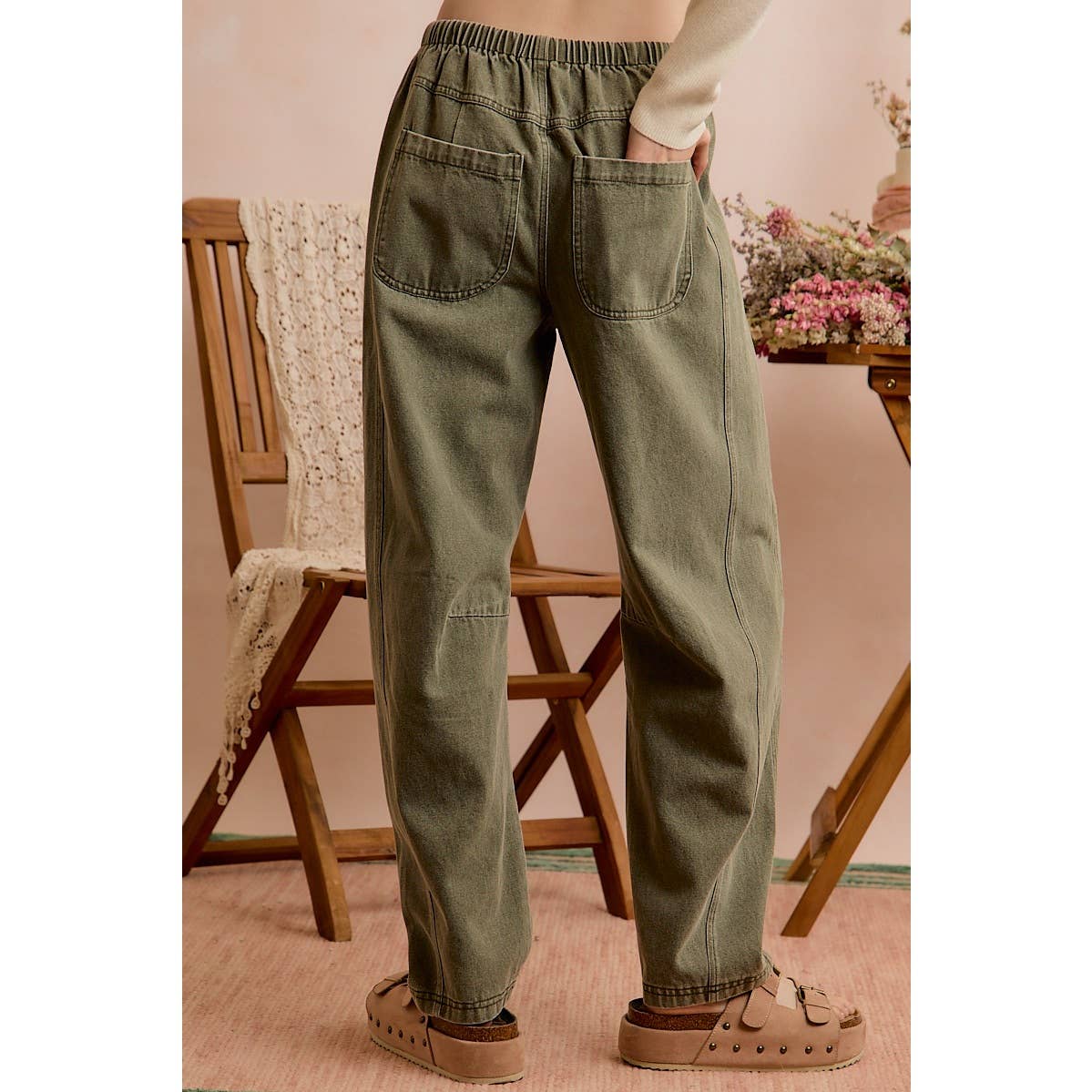 MID RISE WAIST DRAWSTRING BARREL JEANS PANTS