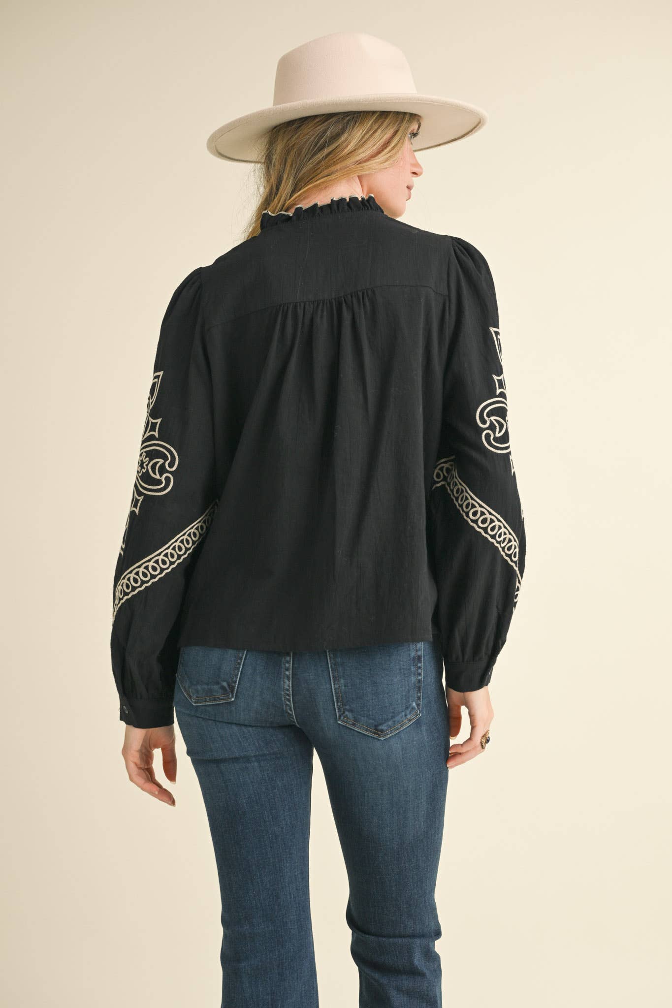 EMBROIDERED MOCK NECK BUTTON UP TOP MTP3336