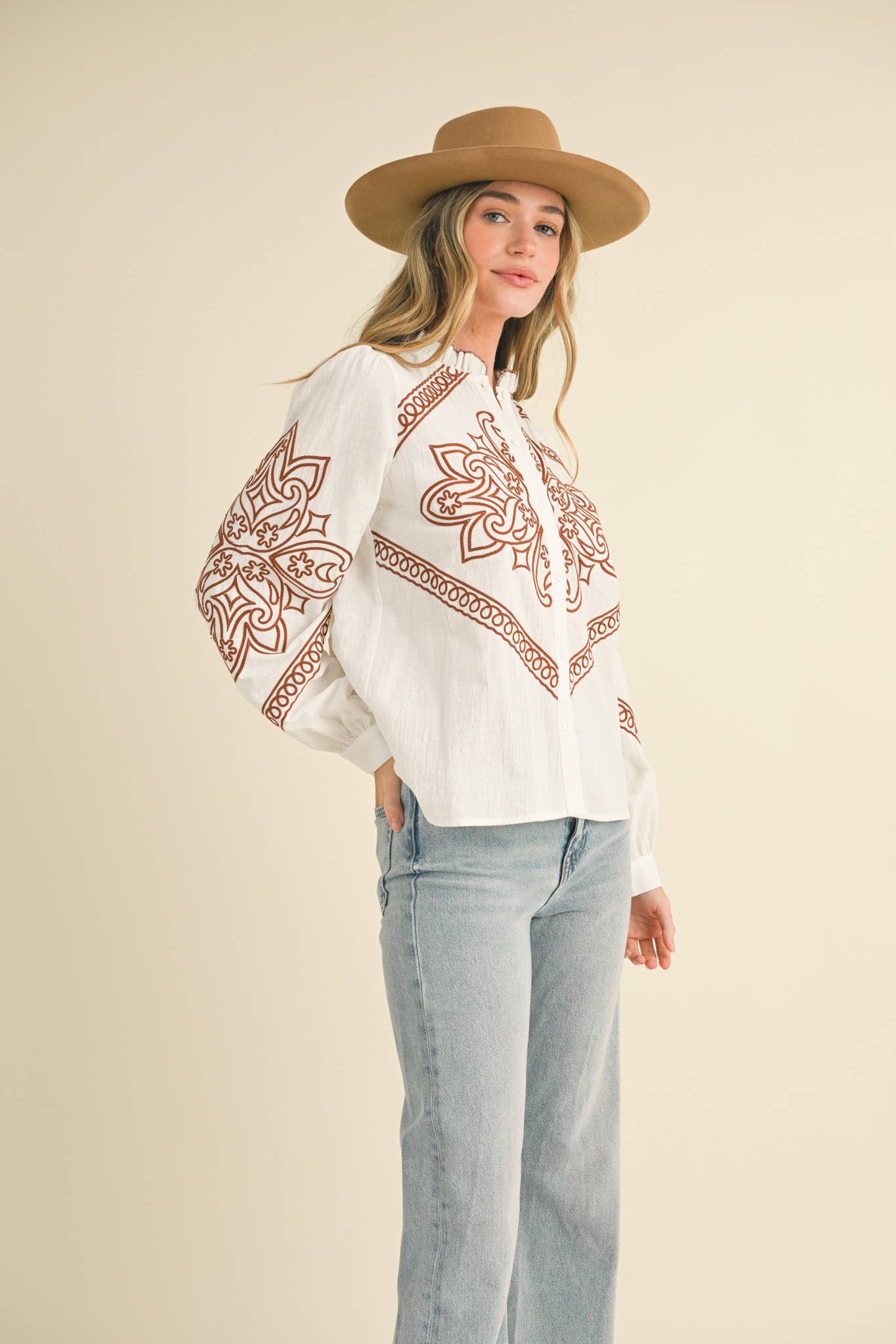 EMBROIDERED MOCK NECK BUTTON UP TOP MTP3336