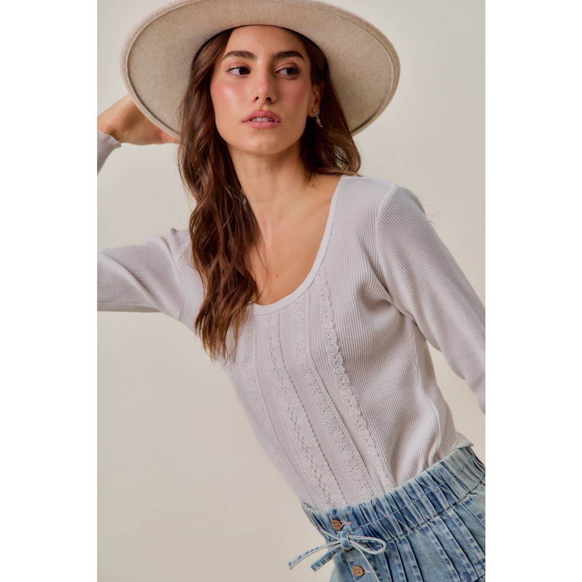 VINTAGE WASHED LACE CROP THERMAL WASHED KNIT TOP