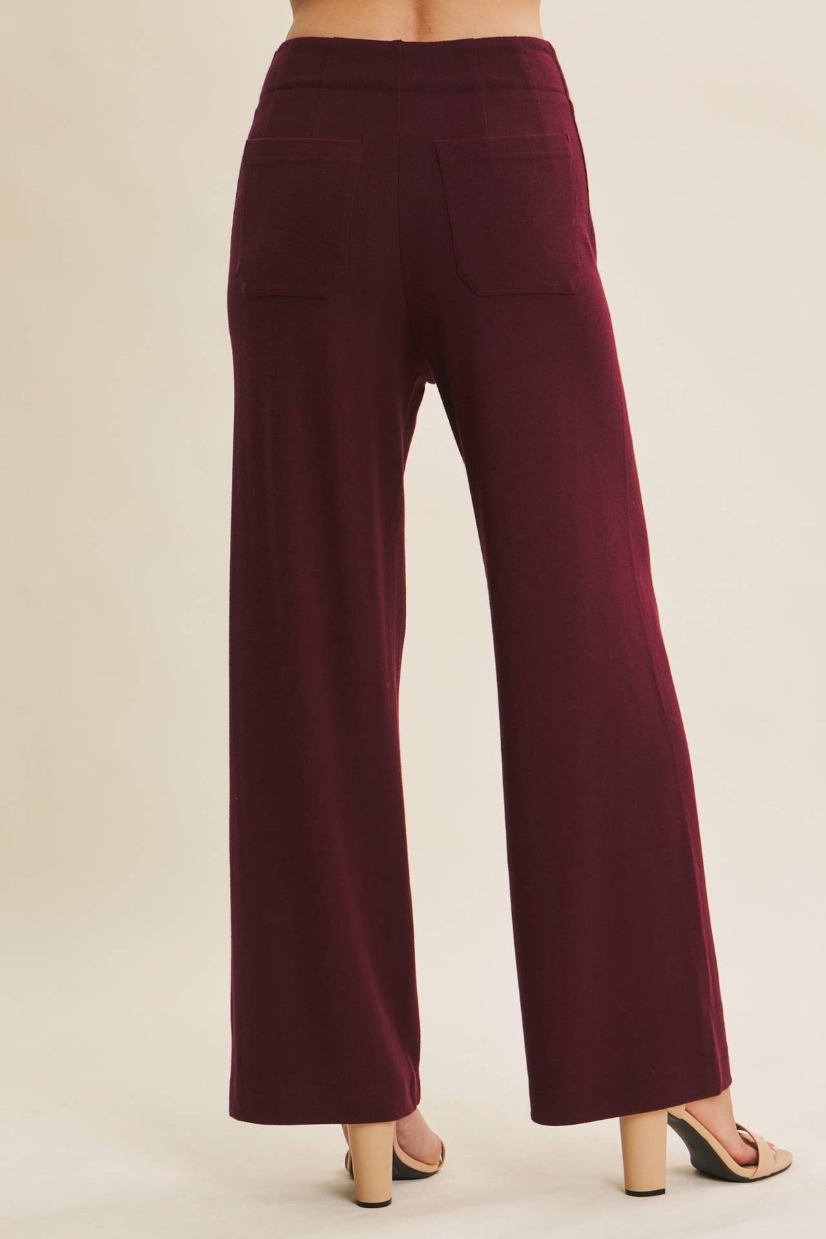 SOFT THERMAL CLEAN STRAIGHT LEG EVERYDAY PANTS